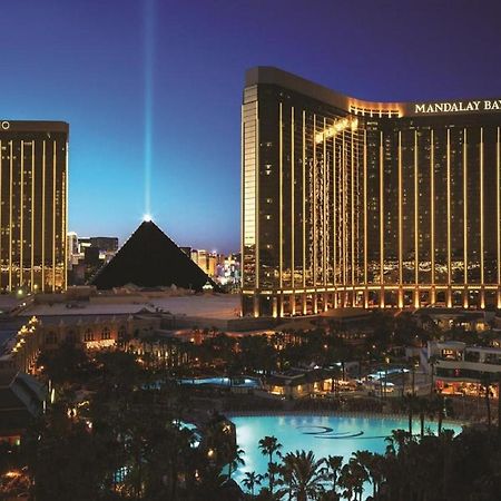 Mandalay Bay Resort And Casino By Suiteness Лас-Вегас Екстер'єр фото