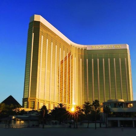 Mandalay Bay Resort And Casino By Suiteness Лас-Вегас Екстер'єр фото